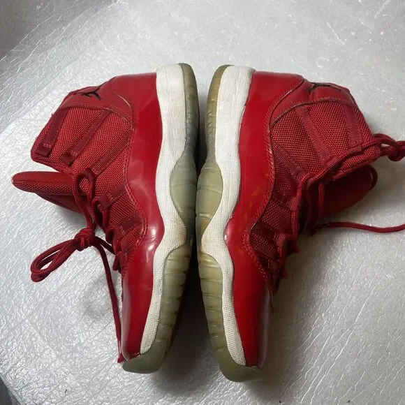 Nike Air Jordan 11 Win Like 96 Boys Size 5.5Y Athletic Shoes Sneakers 378038-623 - Picture 9 of 10